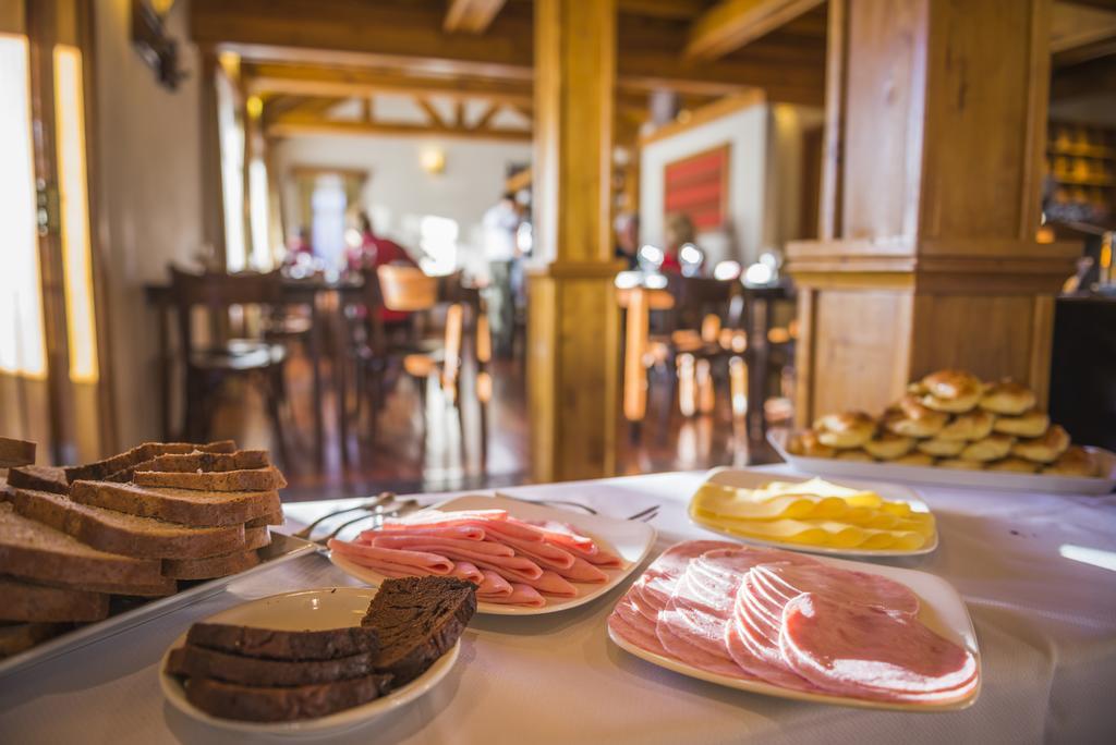 Hosteria Senderos エル・チャルテン エクステリア 写真