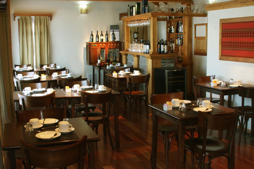 Hosteria Senderos エル・チャルテン エクステリア 写真